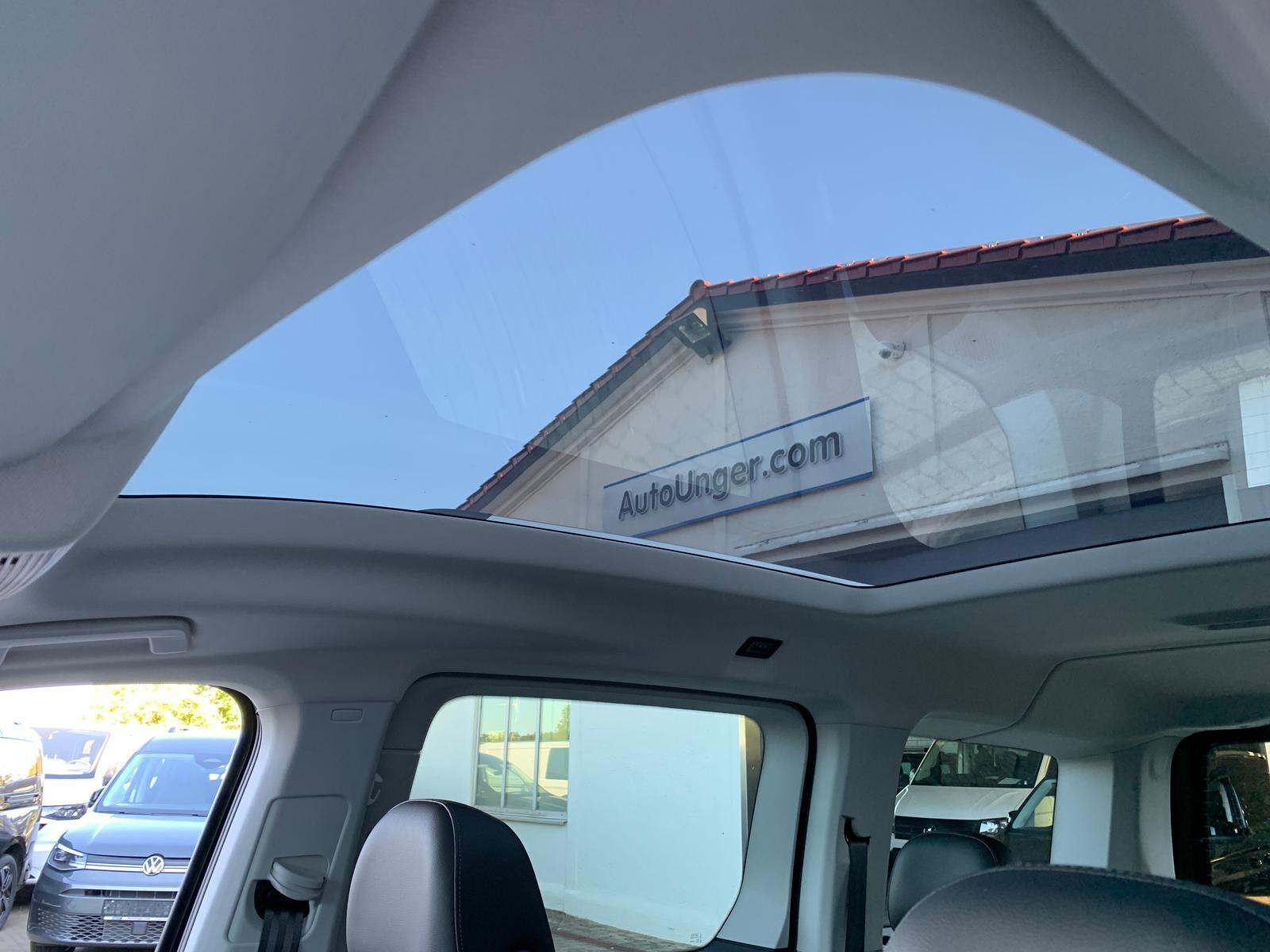 Volkswagen Caddy Maxi Style eHybrid AHK Panorama Kamera App