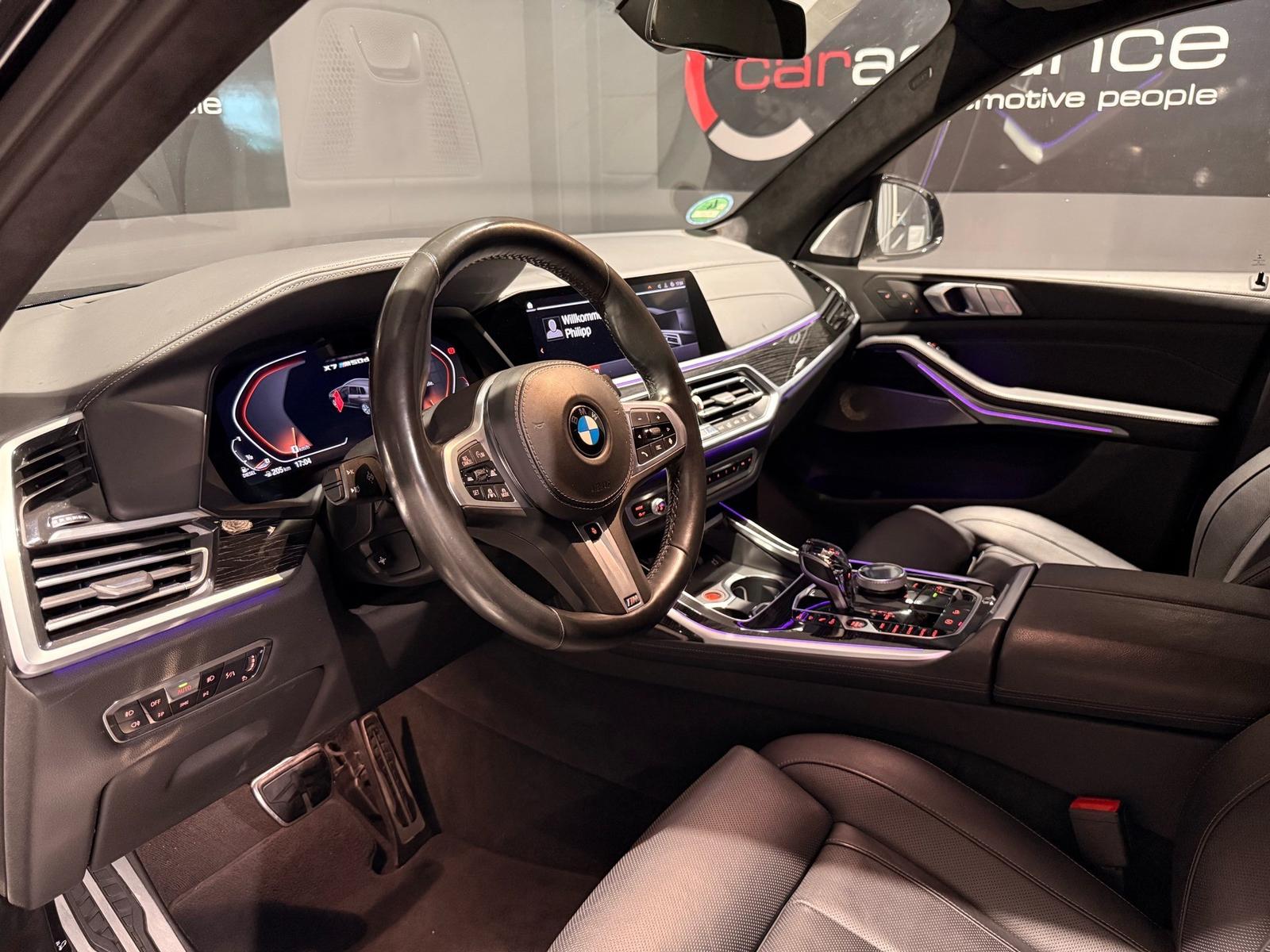 BMW X7 M50d M Sport Pro "22" B&W – 15