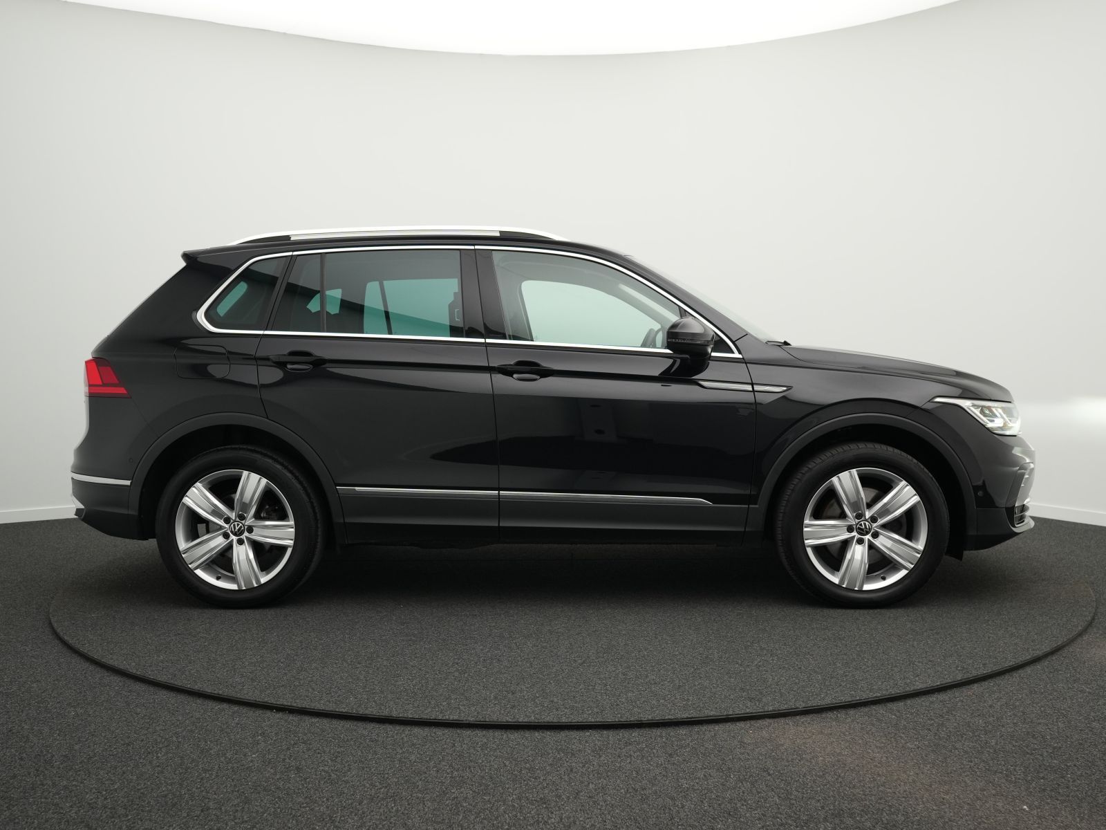 Volkswagen Tiguan - Bild 12