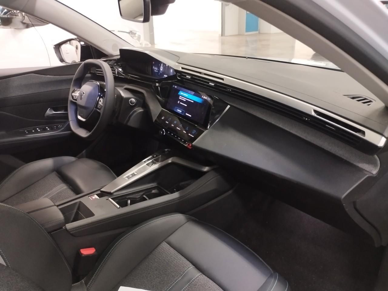 Fahrzeugabbildung Peugeot 308 SW Allure Blue HDI 130 eAT