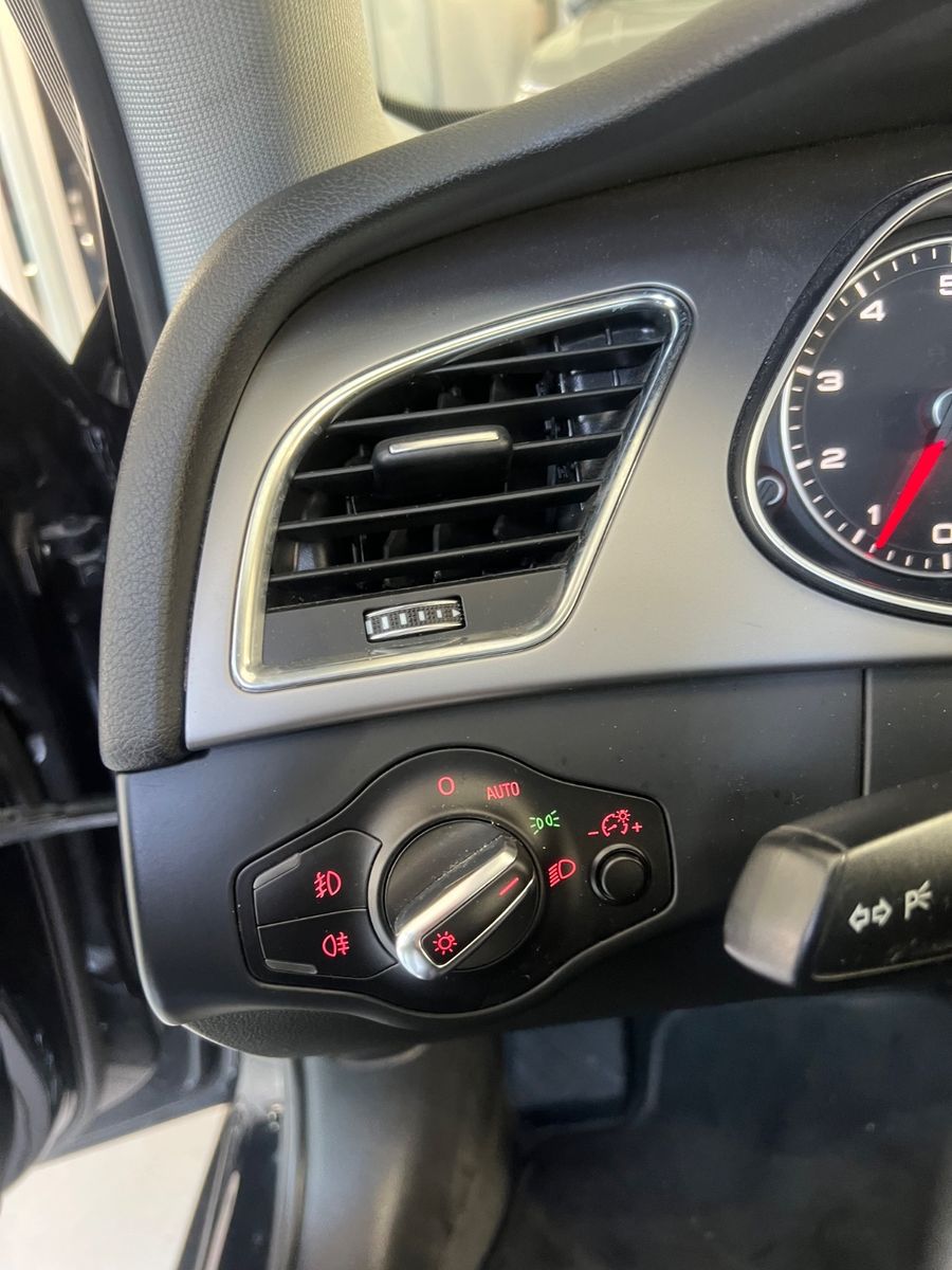 Fahrzeugabbildung Audi A4 Avant 2.0 TFSI Ambition *XENON/LED*AUTOMATIK*