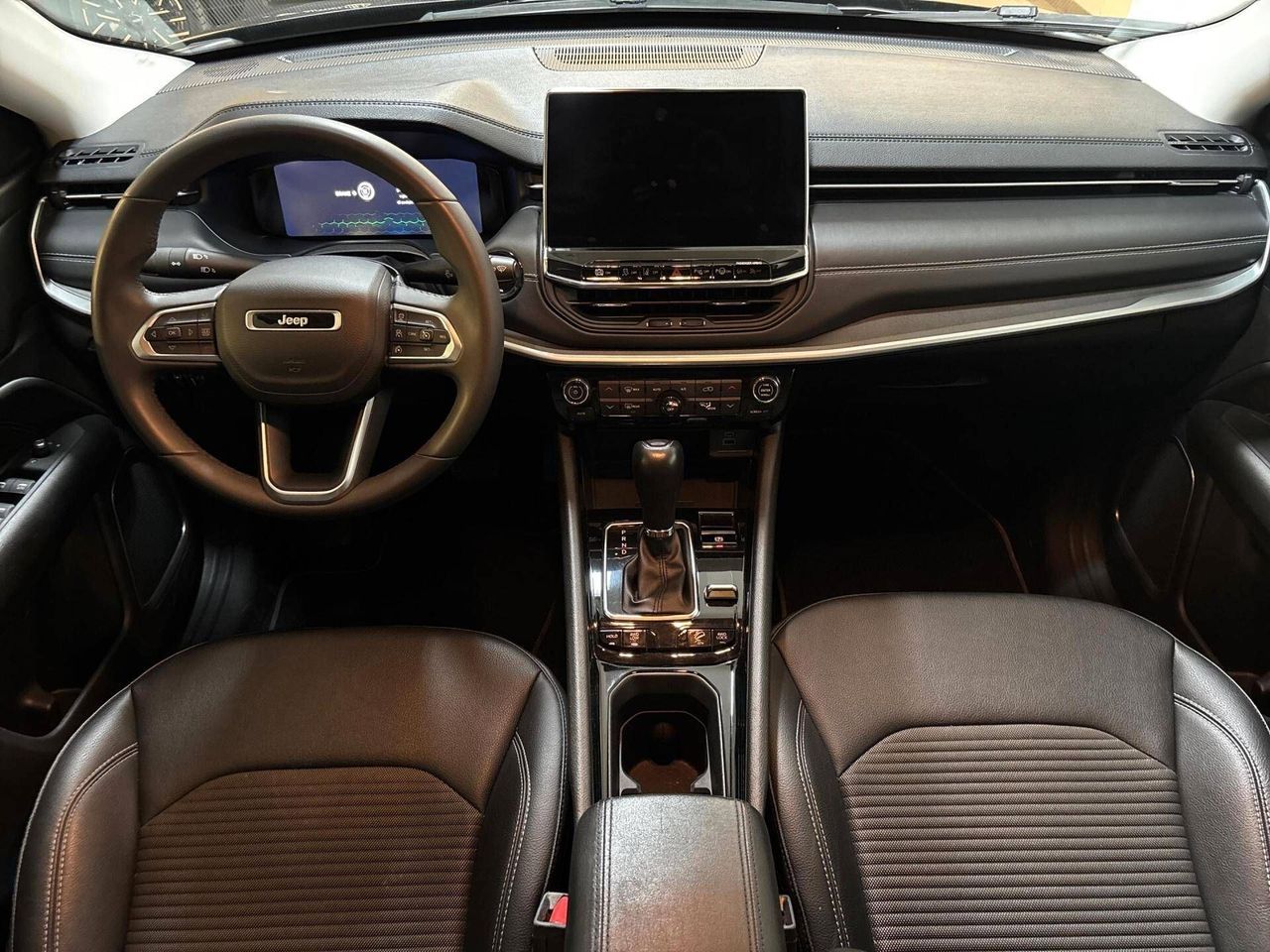 Jeep Compass 1.3 T4 190 CV PHEV AT6 4xe Limited imagem 3