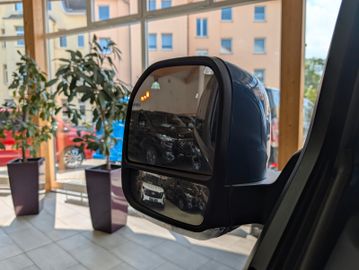 Ford Tourneo Custom Tit. 2.0 L1 NEUES MODELL