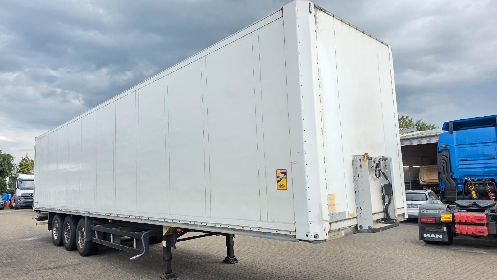 Schmitz Cargobull Standard Koffer Aluboden 3 Achsen 2010