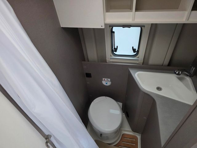 Etrusco CV 640 SB | Komfort Paket | Markise | 140 PS
