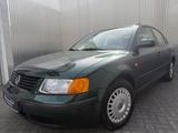Volkswagen Passat 3B 1.6l Limousine Youngtimer Top Zustand - Volkswagen Passat aus 1997: 3b