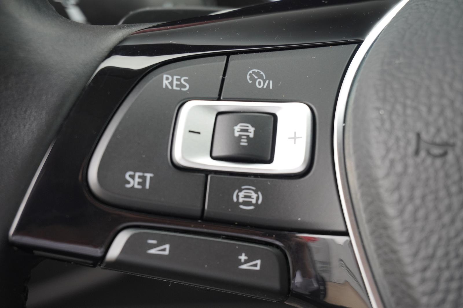 Volkswagen Touran 1.5 TSI DSG IQ.DRIVE 7-Sitzer Navi ACC, миниатюра 14