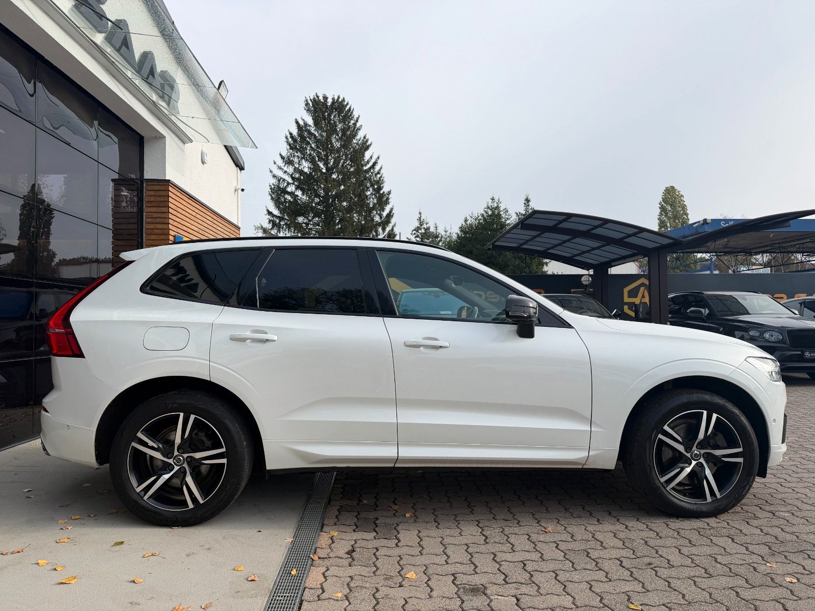 VOLVO XC 60 XC60 R Design AWD 360°/PANO – Ansicht 9