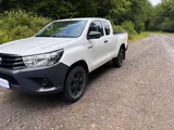 Toyota Hilux - Toyota Hilux mit Diesel-Antrieb: Allradantrieb, Schaltgetriebe