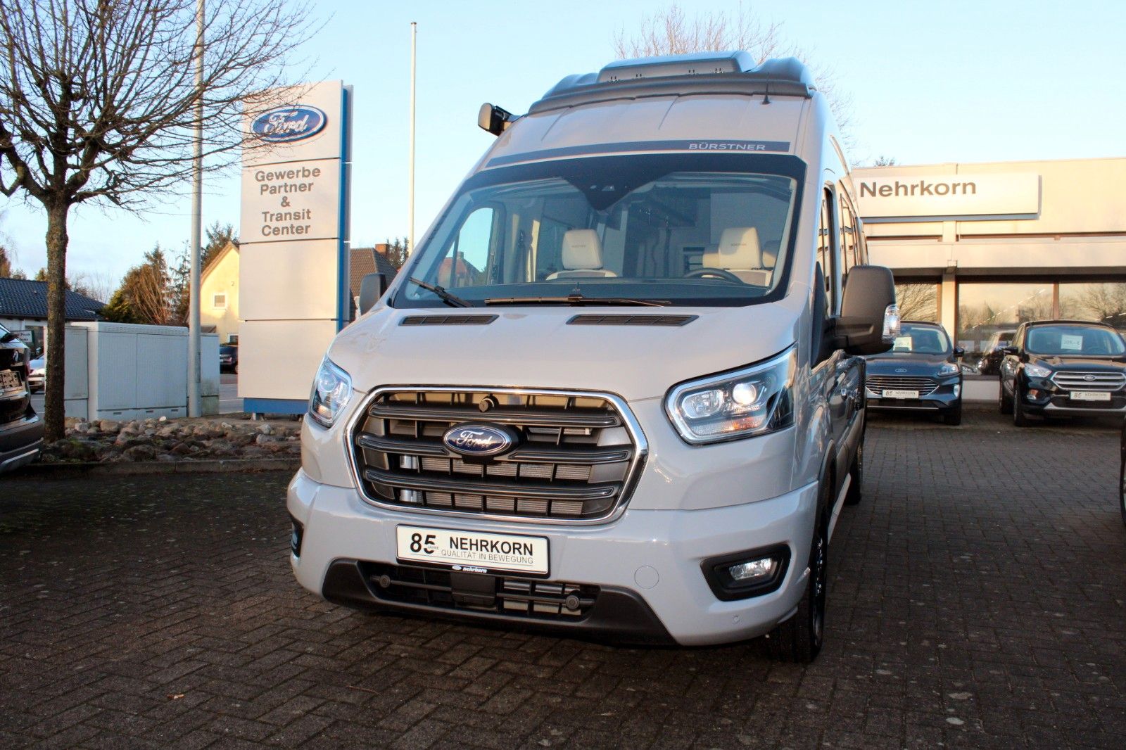 Fahrzeugabbildung Bürstner Ford SIGNEO Schlafdach Automatik SOFORT