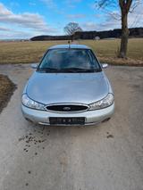 Ford Mondeo 1.8TD  - gebrauchte Ford Mondeo aus dem Jahr 2000