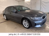 BMW 330 e Advantage Laser HeadUp ACC CockpProf Kam - BMW 330 mit Hybrid-Antrieb: Automatik