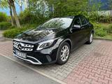 Mercedes-Benz GLA 200d Sport Utility - Mercedes-Benz GLA 200 Gebrauchtwagen in Frankfurt