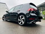 Volkswagen Golf 2.0 TSI DSG GTI GTI - Volkswagen Golf mit Benzin-Antrieb: Head-Up Display, Limousine