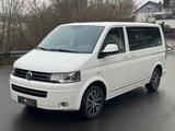 Volkswagen T5 Transporter Bus Multivan Highline - Volkswagen: Transporter Multivan