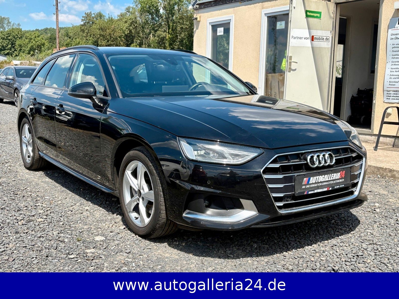 Fahrzeugabbildung Audi A4 Avant 35 TDI advanced Aut Navi LED AHK Kamera