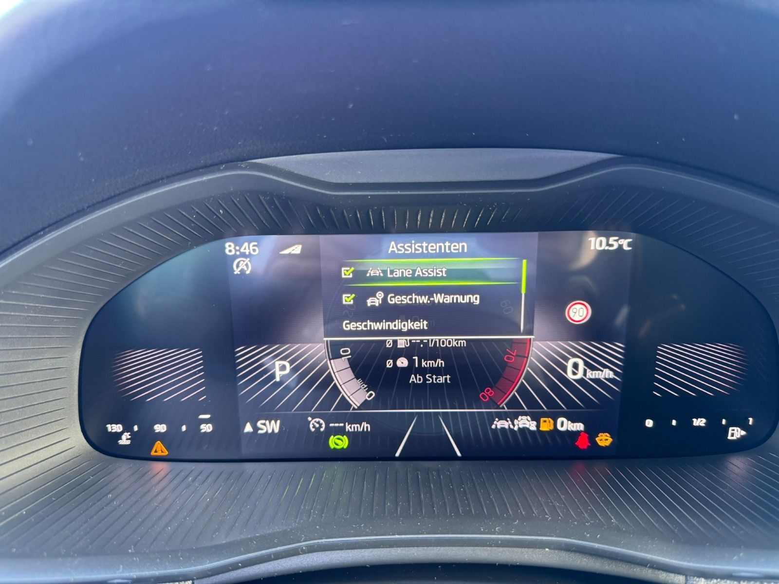 Fahrzeugabbildung SKODA Kamiq Selection 1,0 TSI 85 kW 7-Gang-DSG