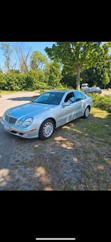 Mercedes-Benz Mercedes Benz E240 V6 2.6l - gebrauchte Mercedes-Benz E 240 aus dem Jahr 2002