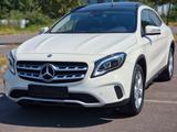 Mercedes-Benz ALLRAD*EDITION*PANORAMA*LEDER*KAMERA*GARANTIE*4 - Gebrauchtwagen in Oberhausen