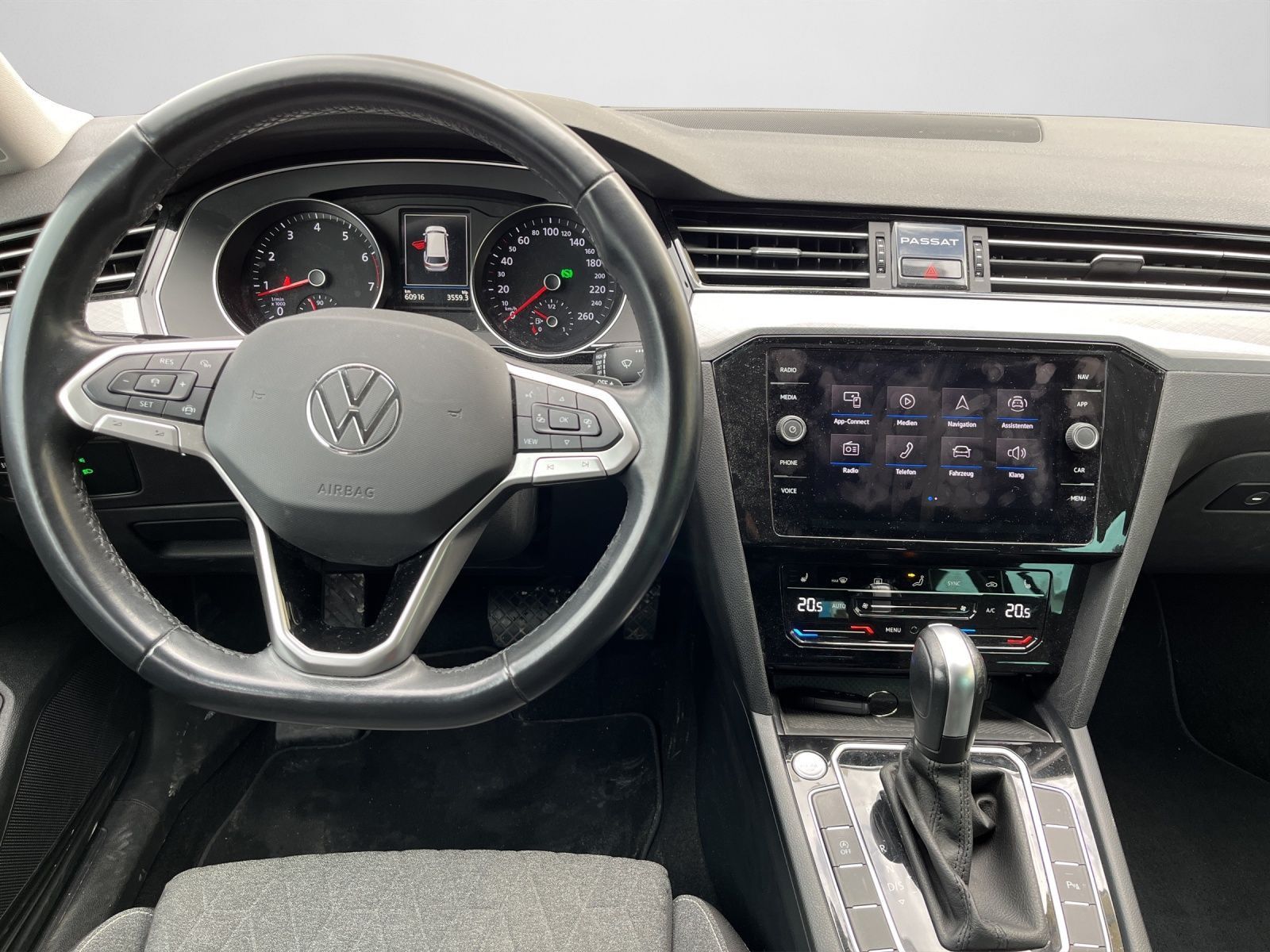 Volkswagen Passat Variant - Bild 4