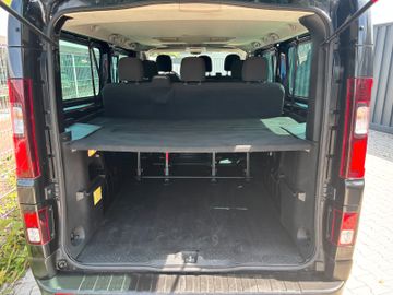Renault Trafic - 12