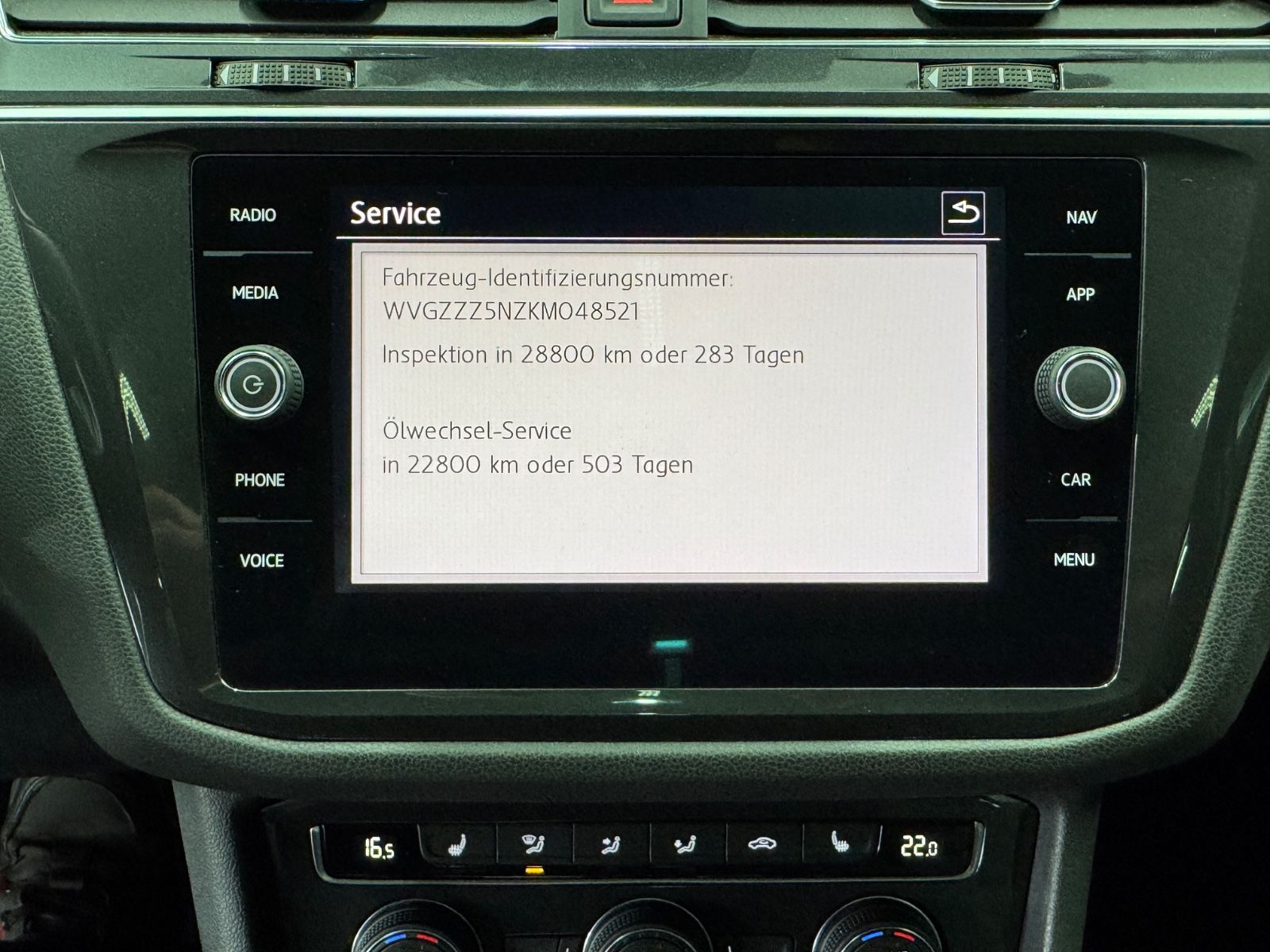 Fahrzeugabbildung Volkswagen Tiguan Allspace Highline 4Motion|R-LINE|PANO|AHK