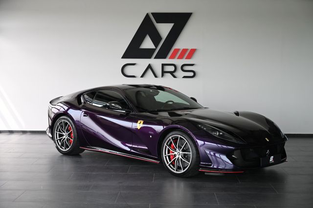 Ferrari 812 Superfast *CARBON*VIOLA HONG KONG*