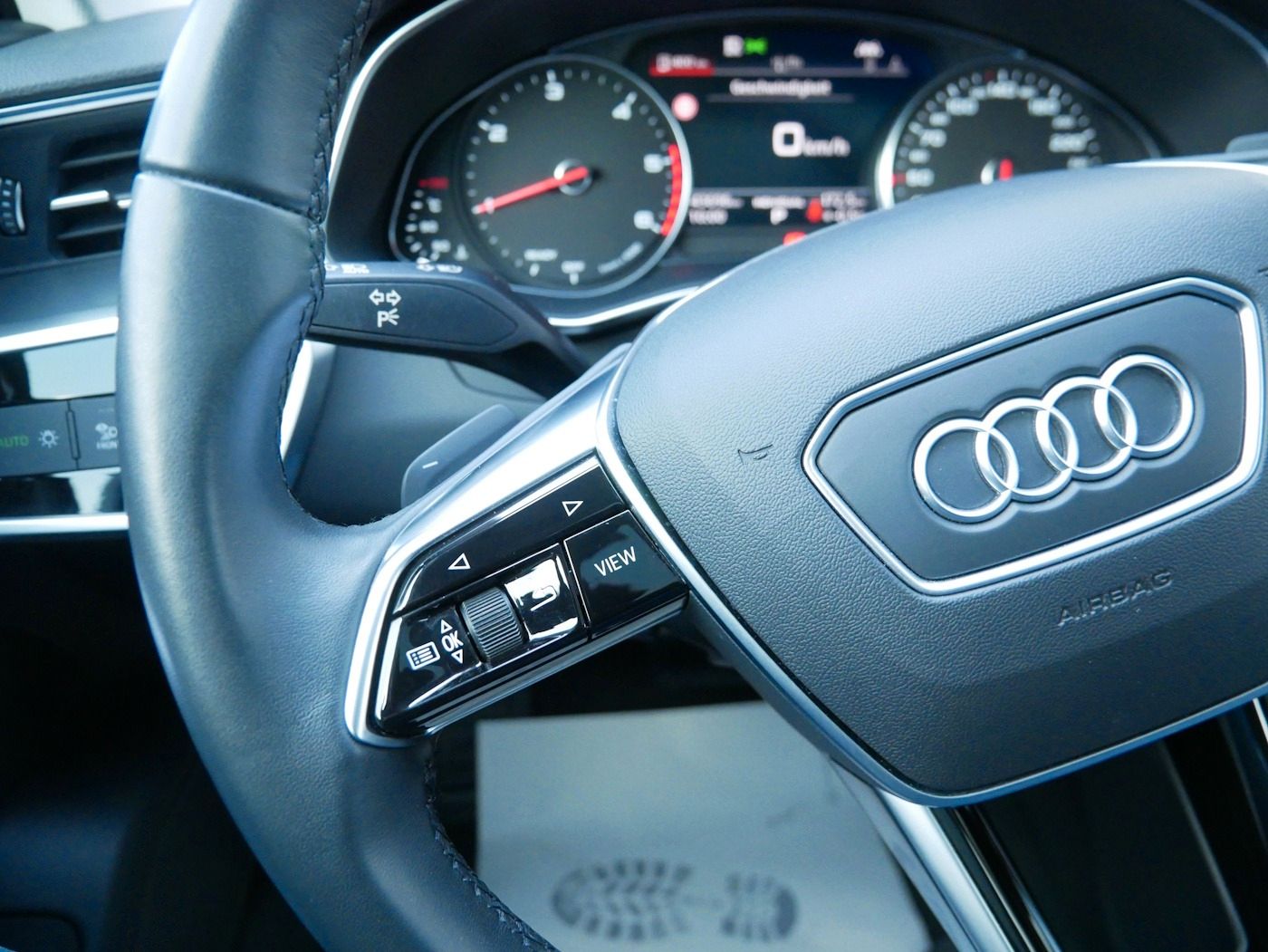 Fahrzeugabbildung Audi A6 Lim 40 TDI Sport Schiebedach 360° MATRIX SHZ