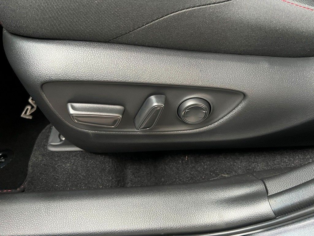 Fahrzeugabbildung Toyota RAV4 Plug-in Hybrid 4x4 Teamplayer HEAD-UP NAVI