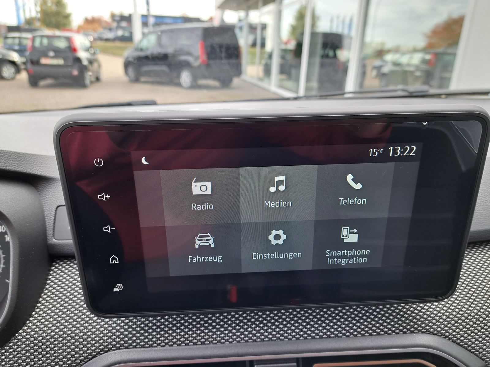 Fahrzeugabbildung Dacia Sandero Stepway Expression SITZHEIZUNG KAMERA