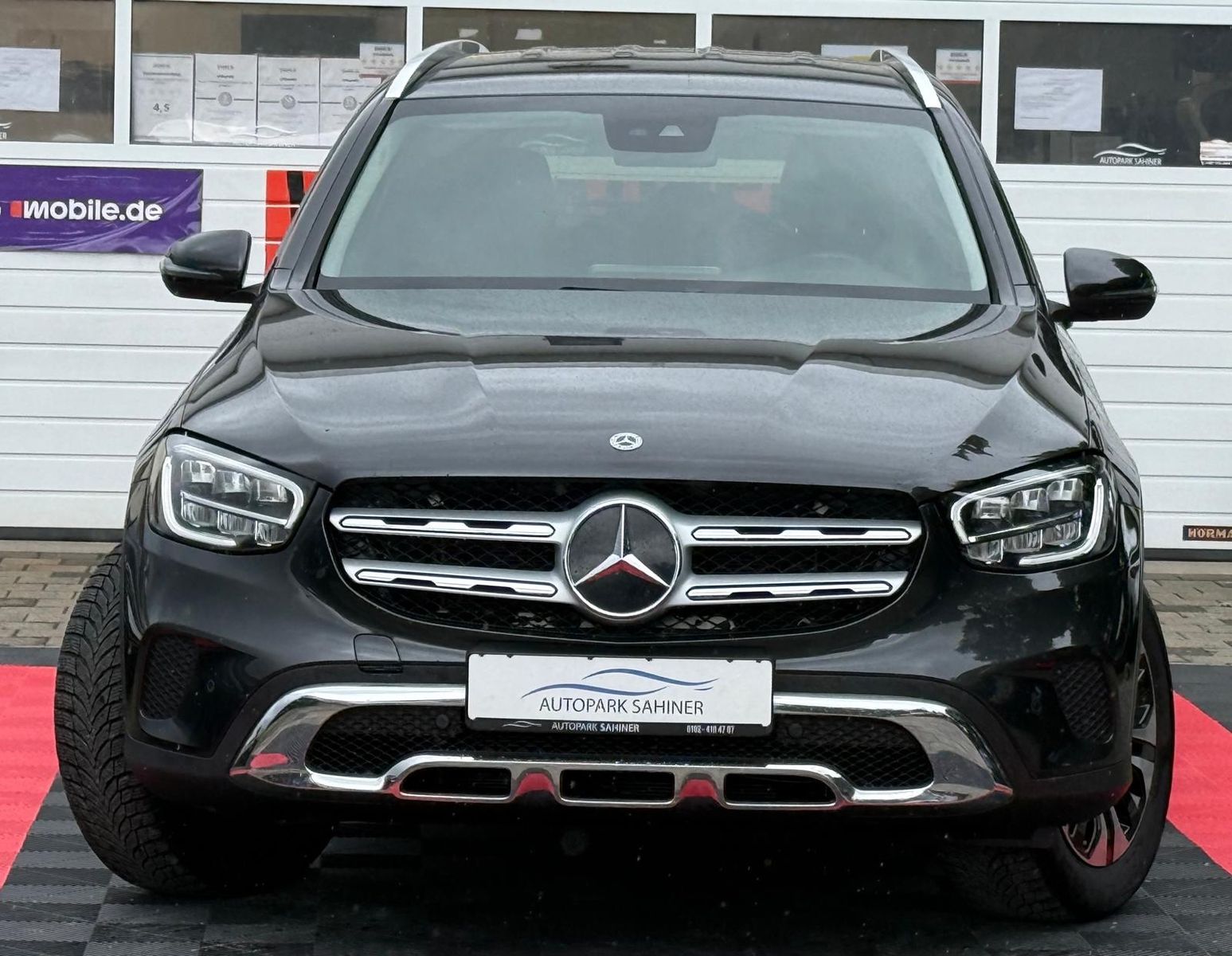MERCEDES-BENZ GLC 300e 4M*