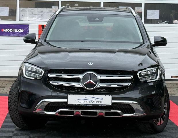 MERCEDES-BENZ GLC 300e 4M*