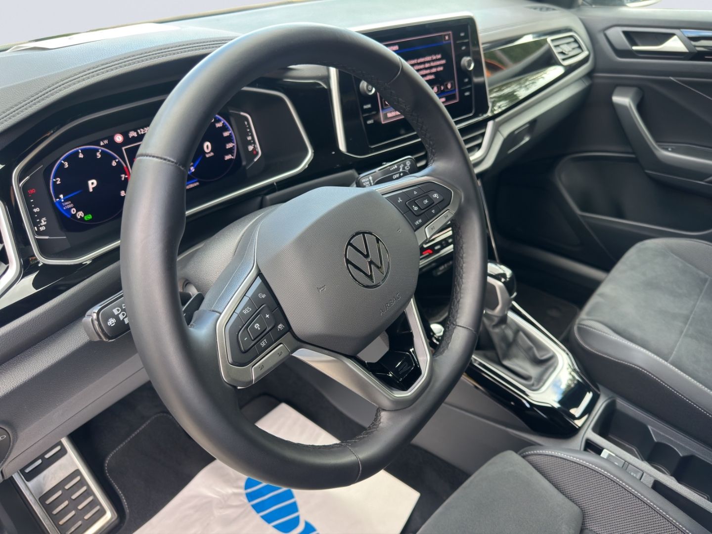 T-Roc 1.5 TSI OPF (EURO 6d) DSG R-Line AHZV LED