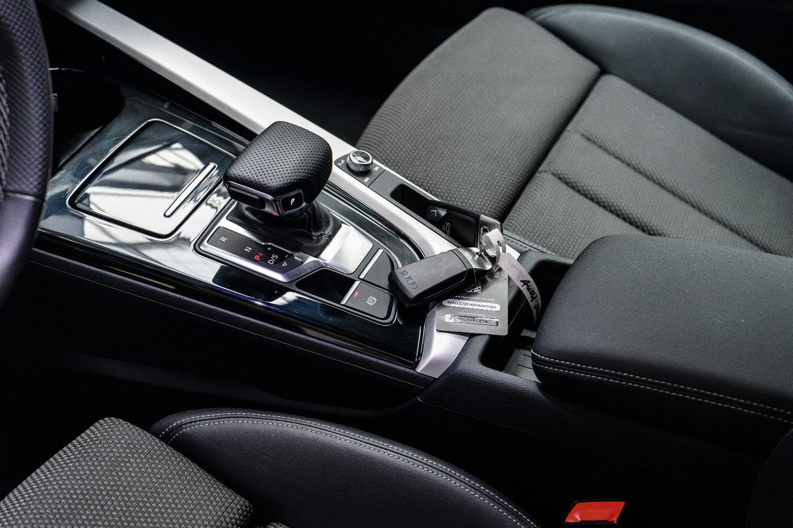 Fahrzeugabbildung Audi A4 Avant 40 TDI quattro advanced + Kamera +