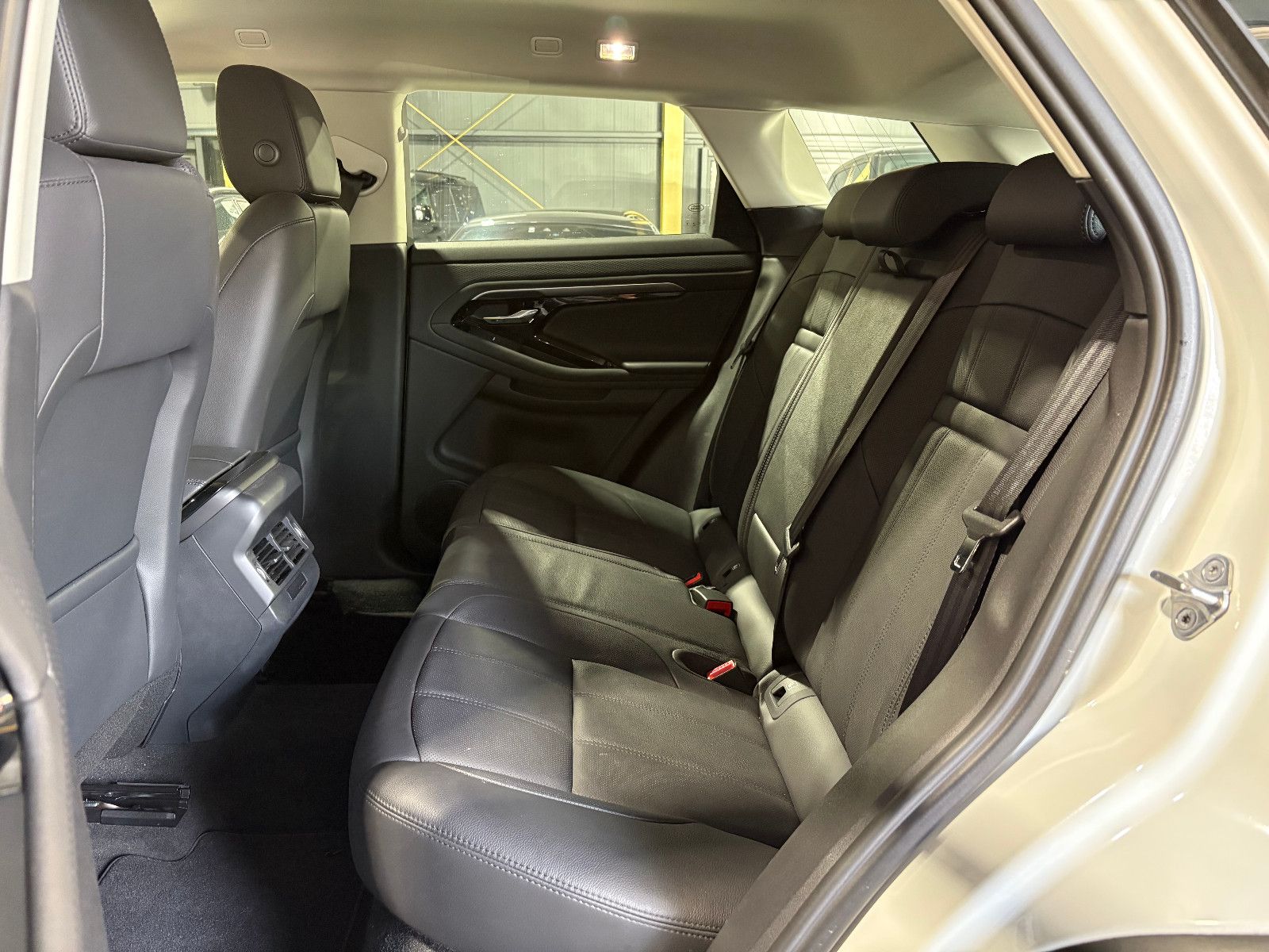 Fahrzeugabbildung Land Rover Range Rover Evoque S Hybrid/P300/360°/APPLE/NAVI