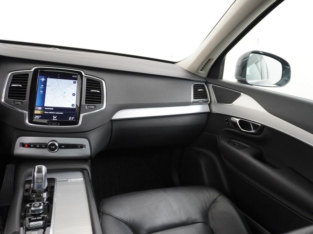 Volvo XC90 2.0 T8 Twin motor AWD Momentum panorama dac