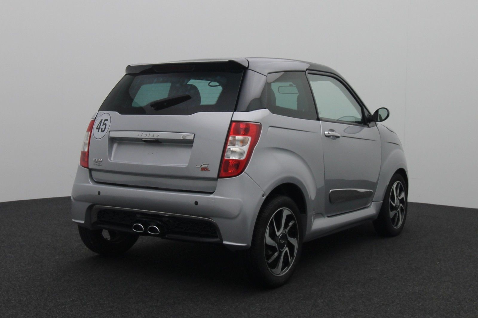 Fahrzeugabbildung Ligier JS 50 L *Fahren ab 15*