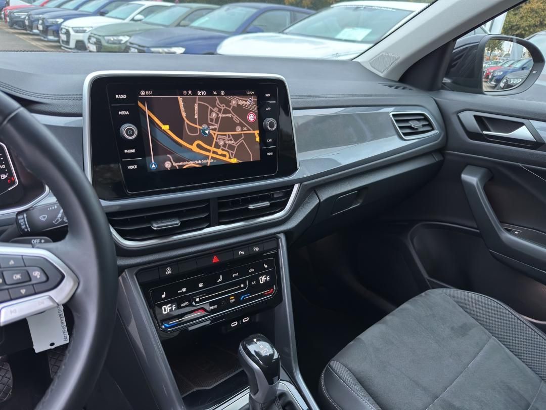 Fahrzeugabbildung Volkswagen T-ROC Style Style,AHK,GJR,APP-Connect,Navi,PDC,C