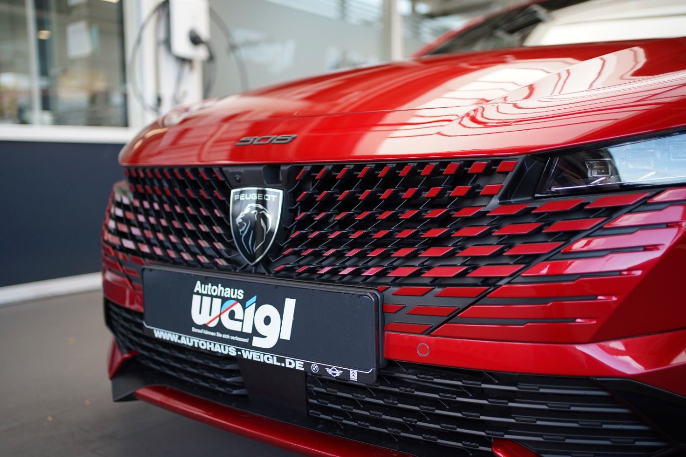 Fahrzeugabbildung Peugeot 508 SW Plug In Hybrid 225 e-EAT8 Automatik DAB