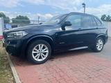 BMW X5 xDrive40d - - BMW X5 in Essen