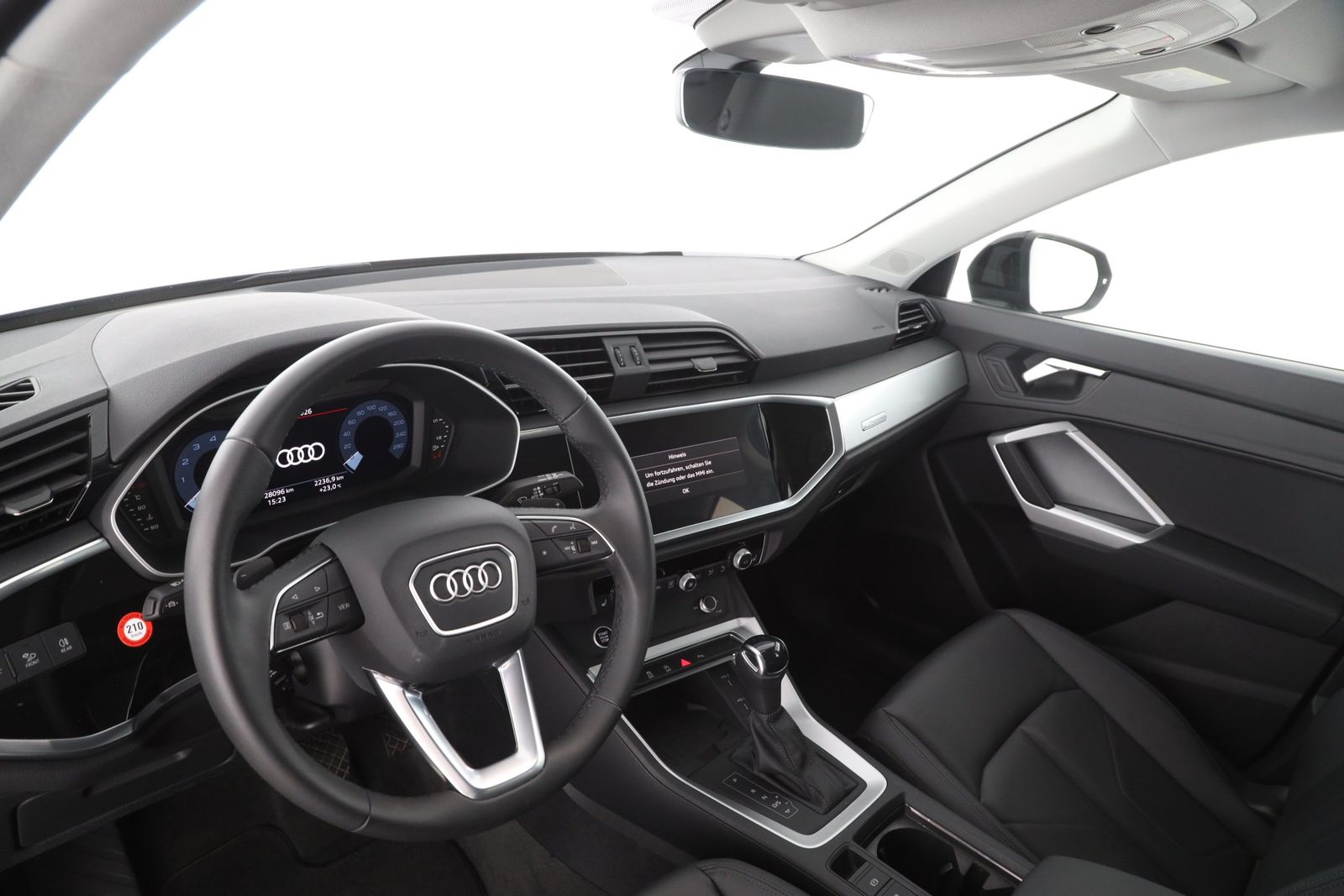 Audi Q3 - Bild 12