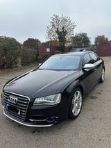 Audi S8 4.0 TFSI Quattro Sher gepflegt. - Audi RS6: Limousine