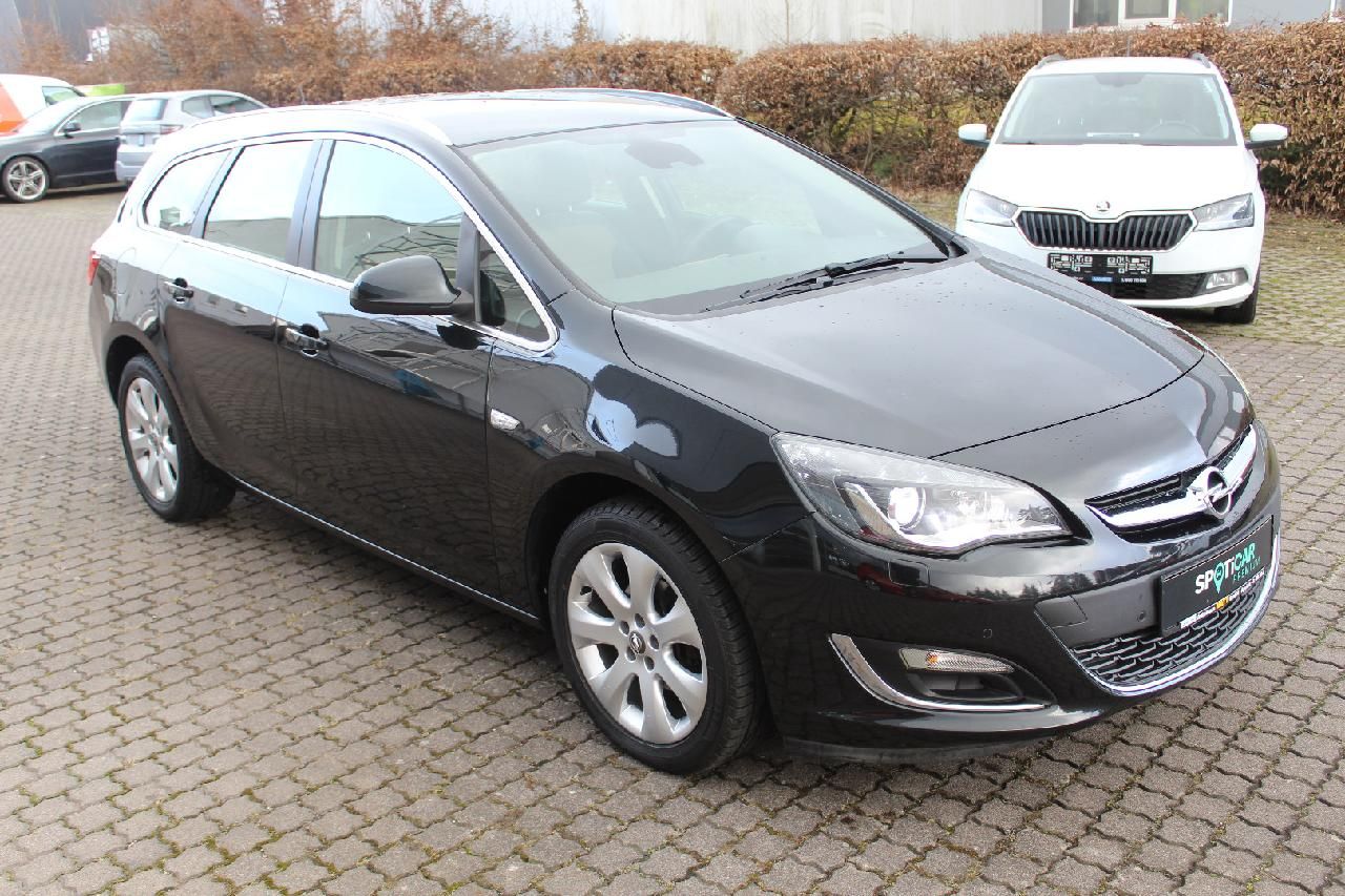 Fahrzeugabbildung Opel Astra J Sports Tourer Innovation