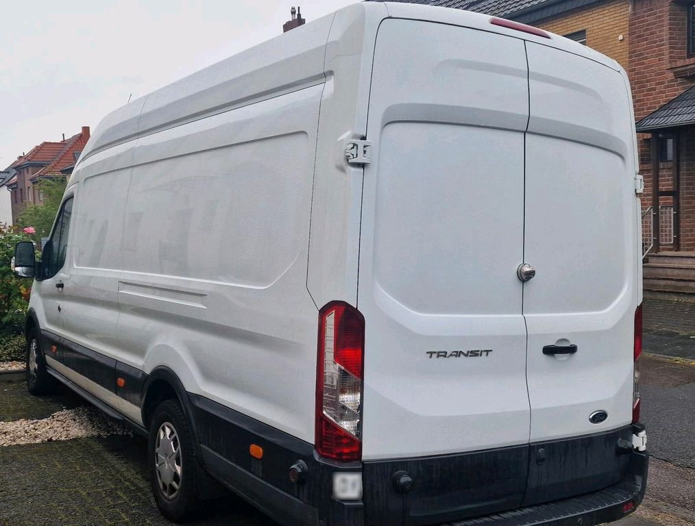 Image of Ford Transit