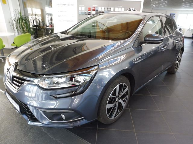 Renault Megane IV. BOSE-Edition. Head-Up