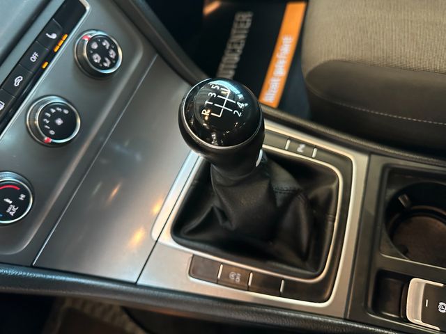 Volkswagen Golf VII Variant Trendline BMT *Navi*