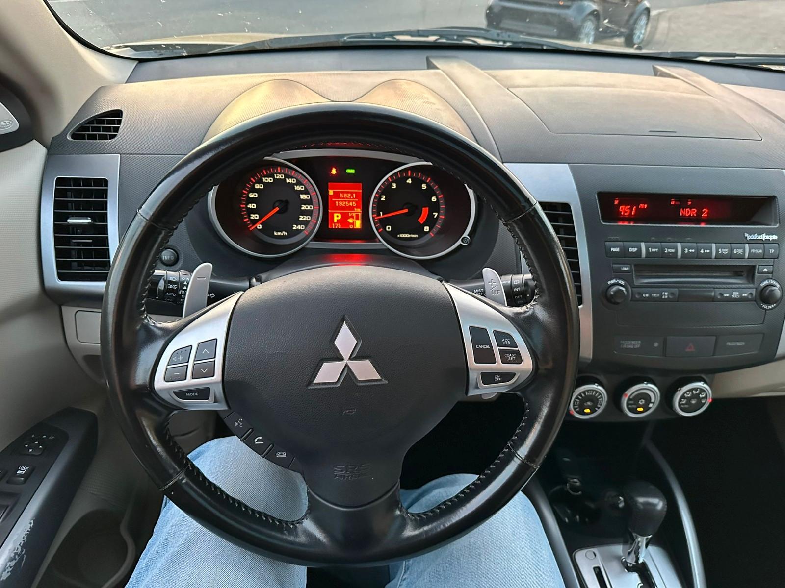 Mitsubishi Outlander 2.4 Instyle 4WD*2.HAND*ATM-90TKM*