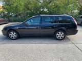 Ford Mondeo 2,0T - Ford Mondeo aus 2004 mit Diesel-Antrieb