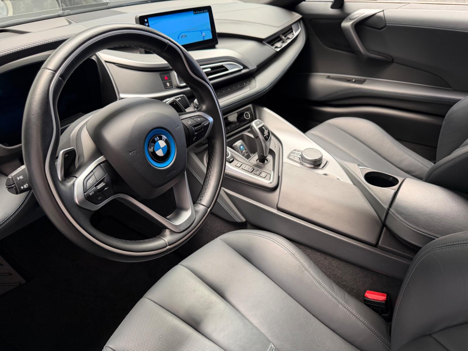BMW i8 Coupe/Navi/Cam/Vollleder/Standheizung/360°