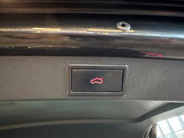 Skoda Octavia Combi Soleil *ACC*NAVI*PDC*SZHZ*APPLE*